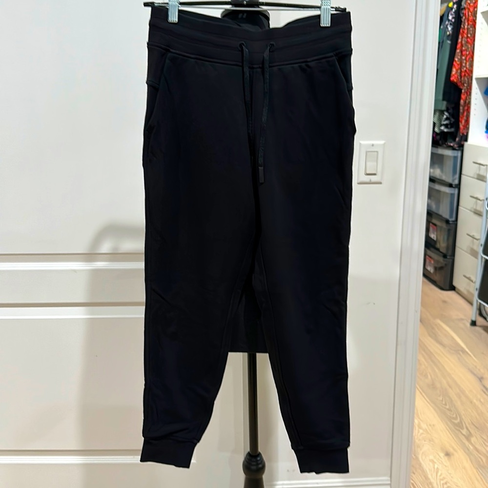 Lululemon Black Size 6 scuba jogger pants